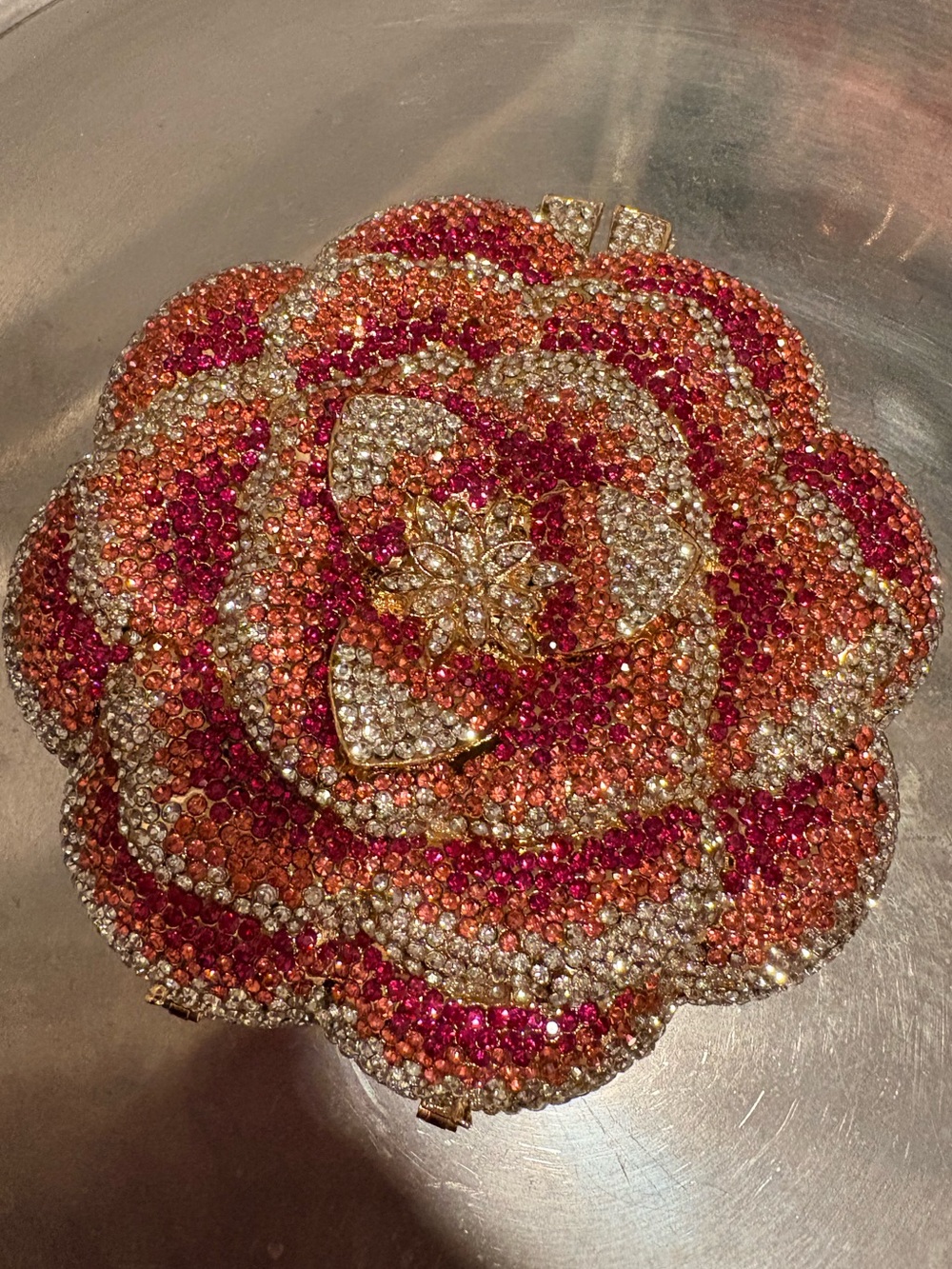 Embellished Flower Clutch ✨